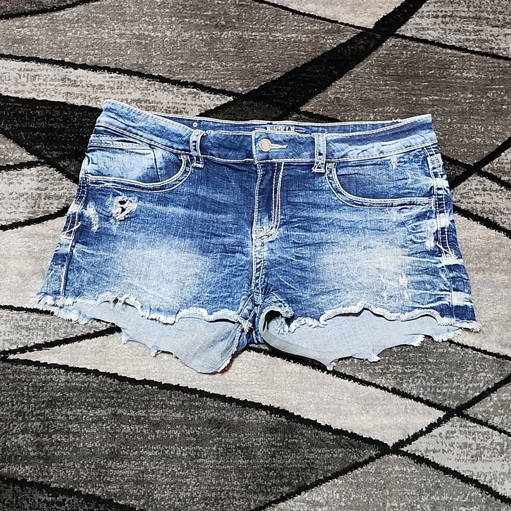BUCKLE BLACK FIT NO. 53 DISTRESSED EMBROIDERED RAW-EDGE DENIM JEAN SHORT… - Picture 2 of 14